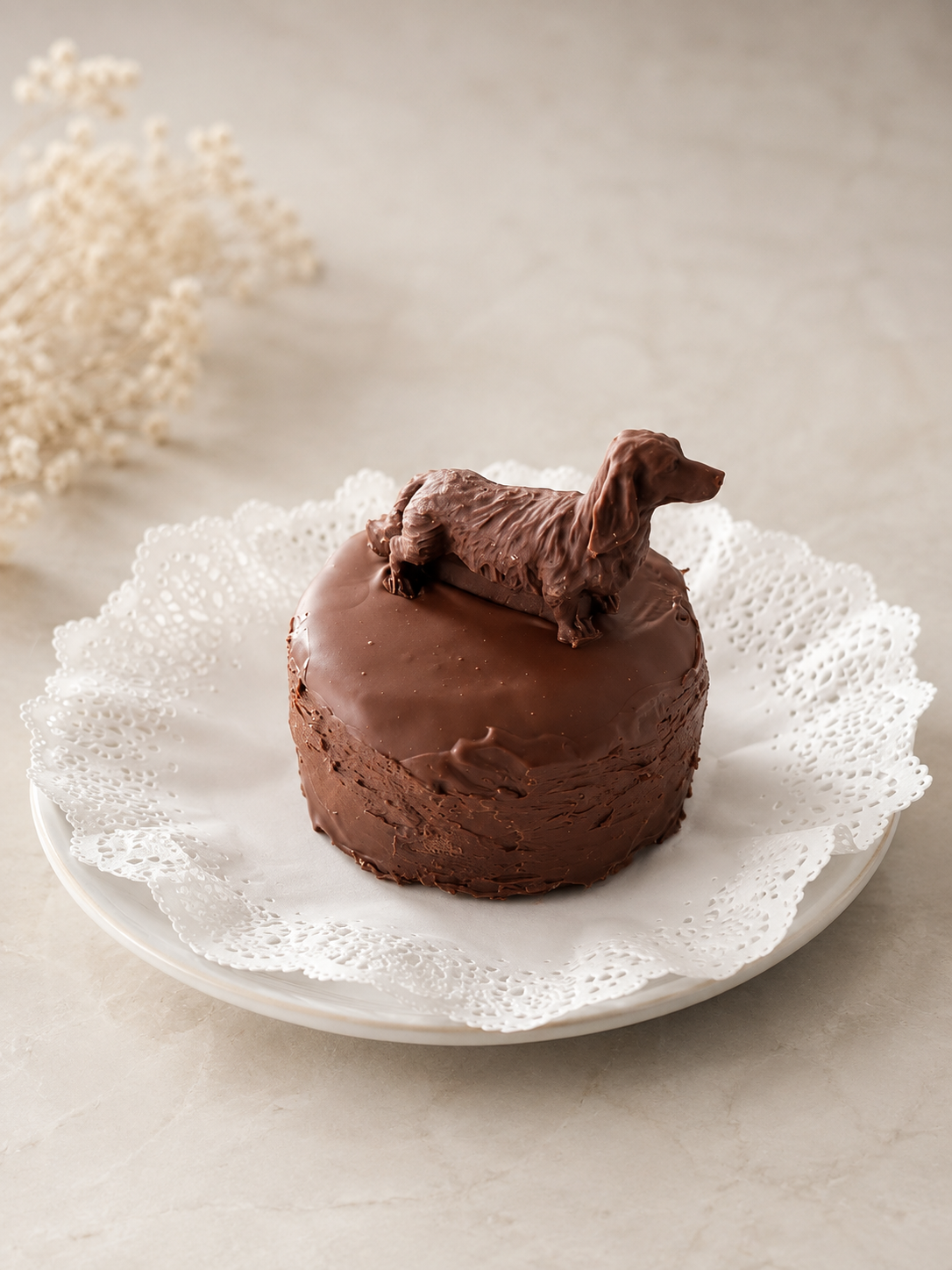 Torta mazapan bañada en chocolate sin azúcar